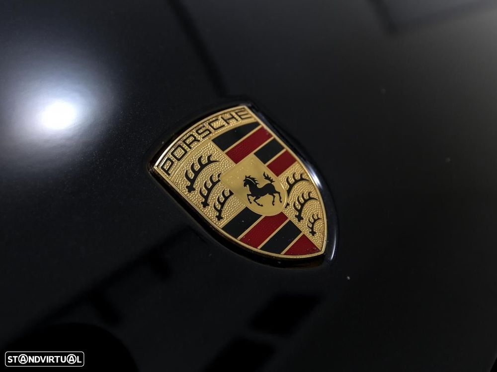 Porsche 911 (992) Turbo S PDK - 19