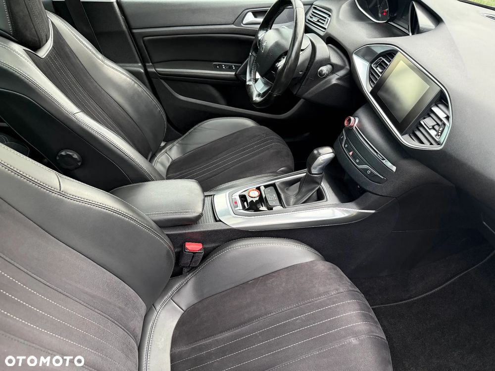 Peugeot 308 - 14