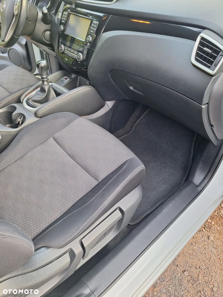 Nissan Qashqai 1.5 dCi Acenta - 19