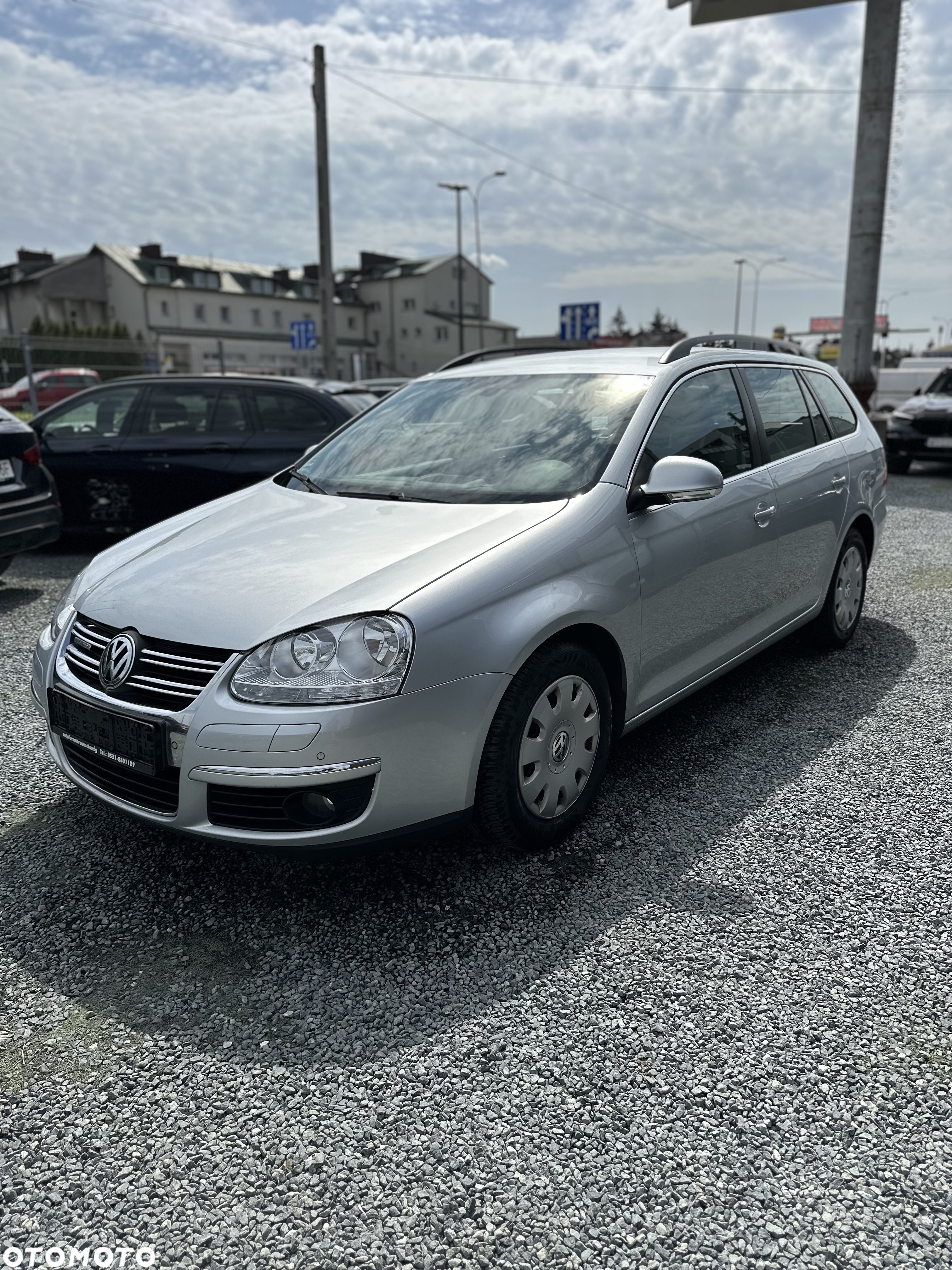 Volkswagen Golf 1.9 TDI DPF Edition BlueMotion - 9