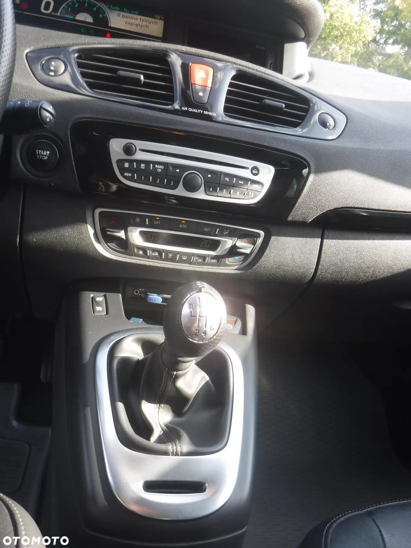 Renault Scenic 2.0 dCi Privilege - 22