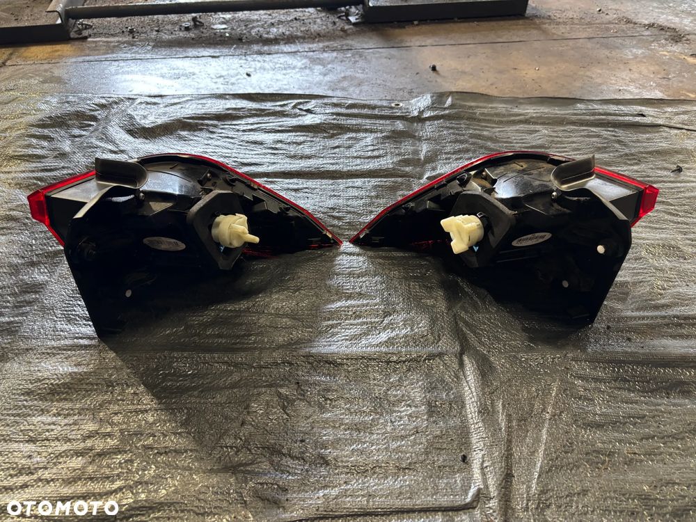 VW Tiguan II 5NA lampa tył tylna prawa lewa 5NA945207C 5NA945208C - 8