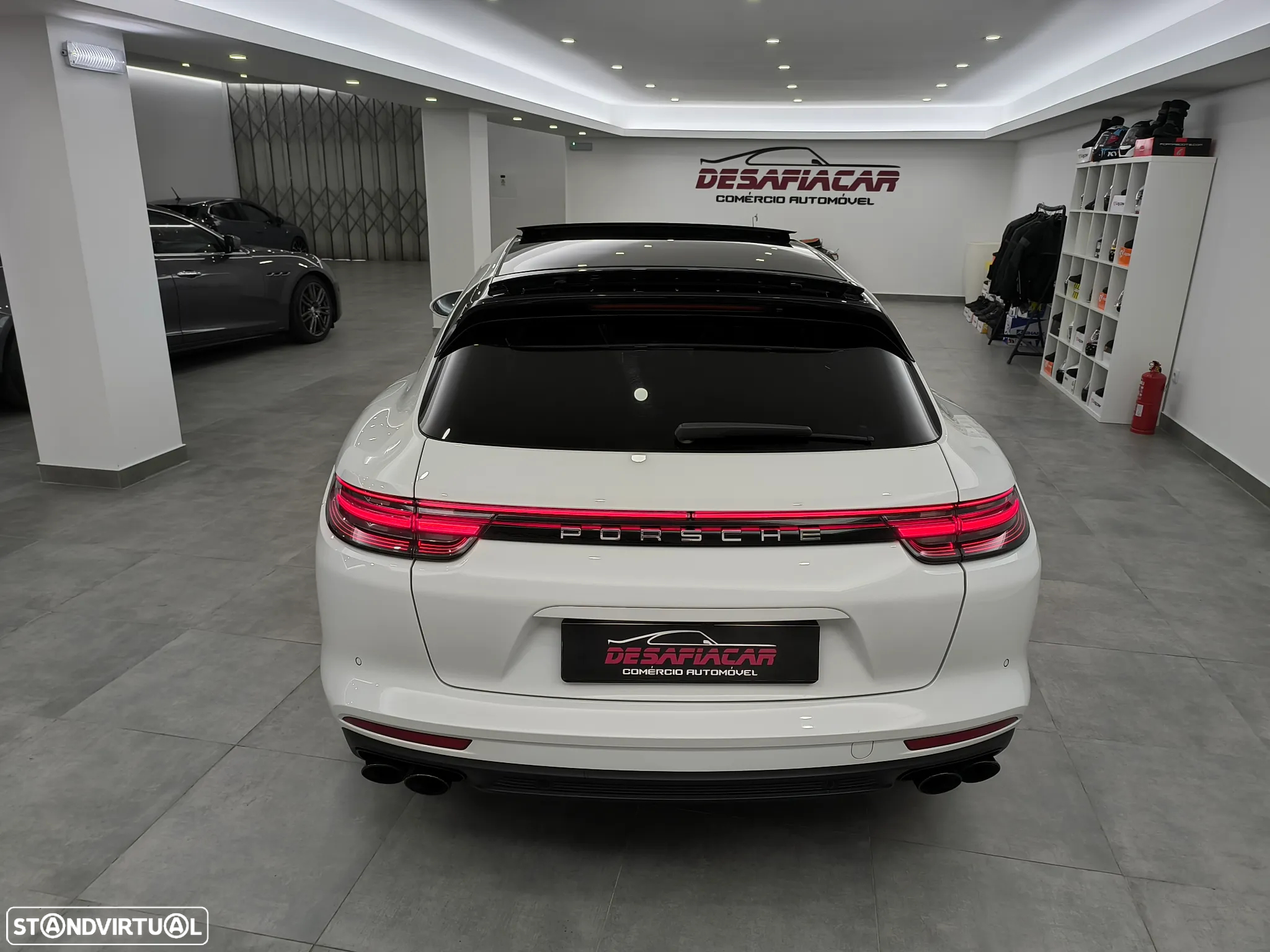 Porsche Panamera Sport Turismo 4 E-Hybrid - 7
