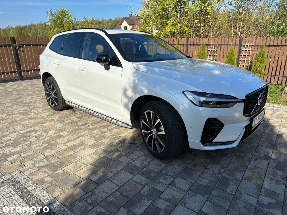 Volvo XC 60 B5 B AWD Ultimate Dark - 2