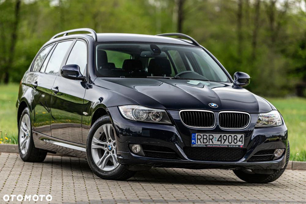 BMW Seria 3 318i