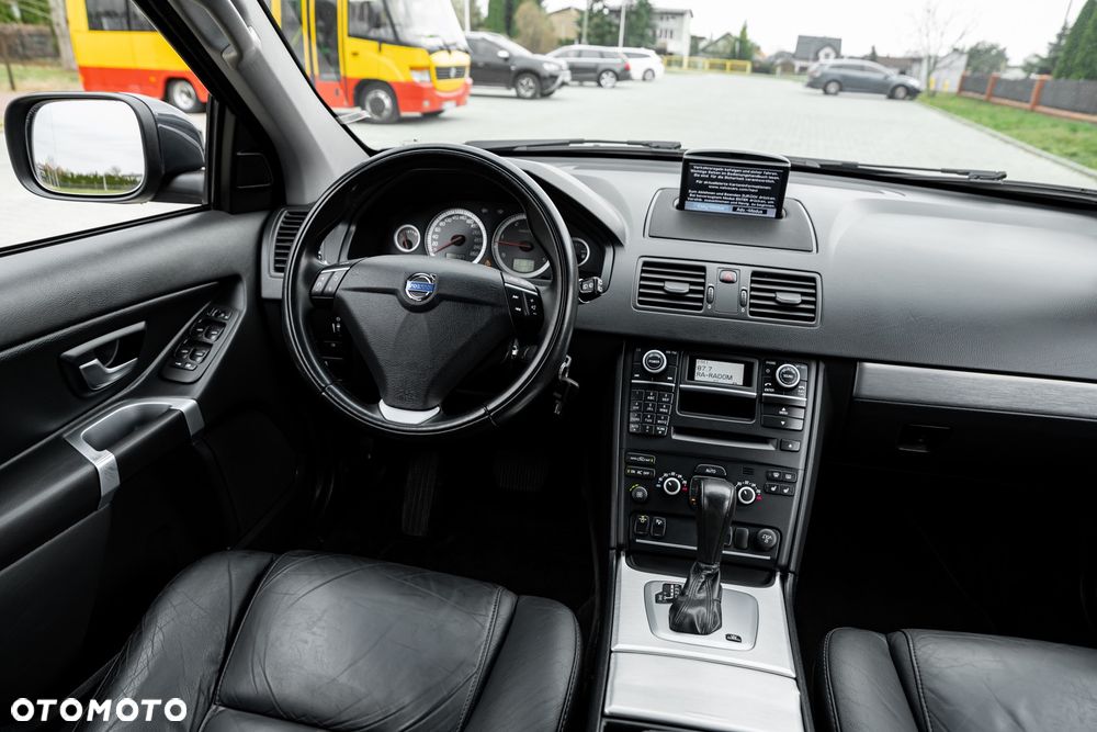 Volvo XC 90 D5 AWD Geartonic Summum - 25