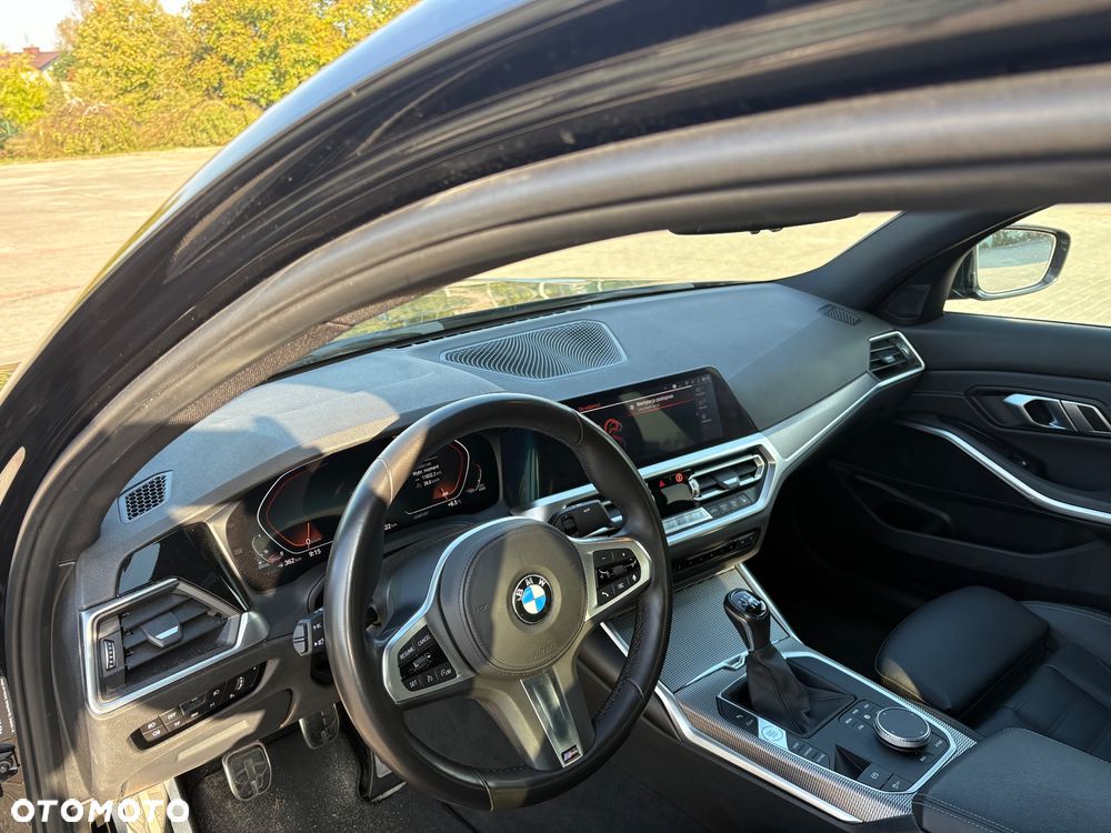 BMW Seria 3 318d - 9