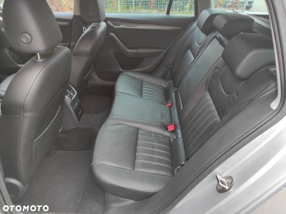 Skoda Octavia 2.0 TDI Ambition DSG - 27
