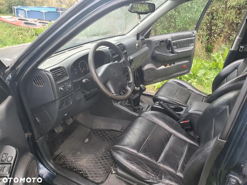 Opel Frontera 2.2 SE Base - 8