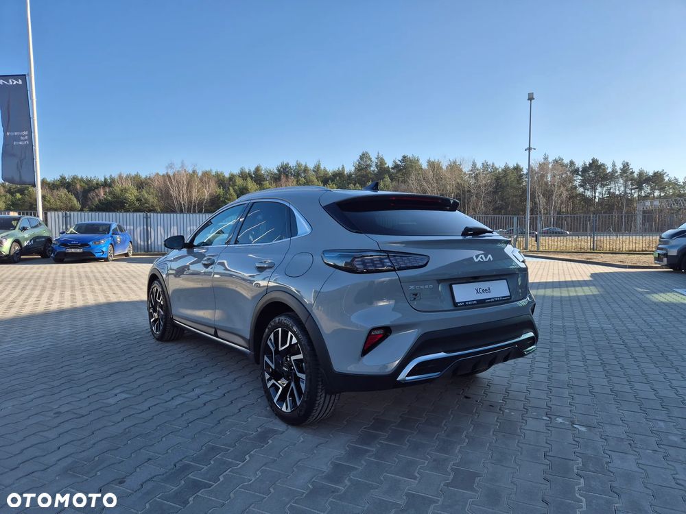 Kia XCeed 1.6 T-GDI Tribute DCT - 3