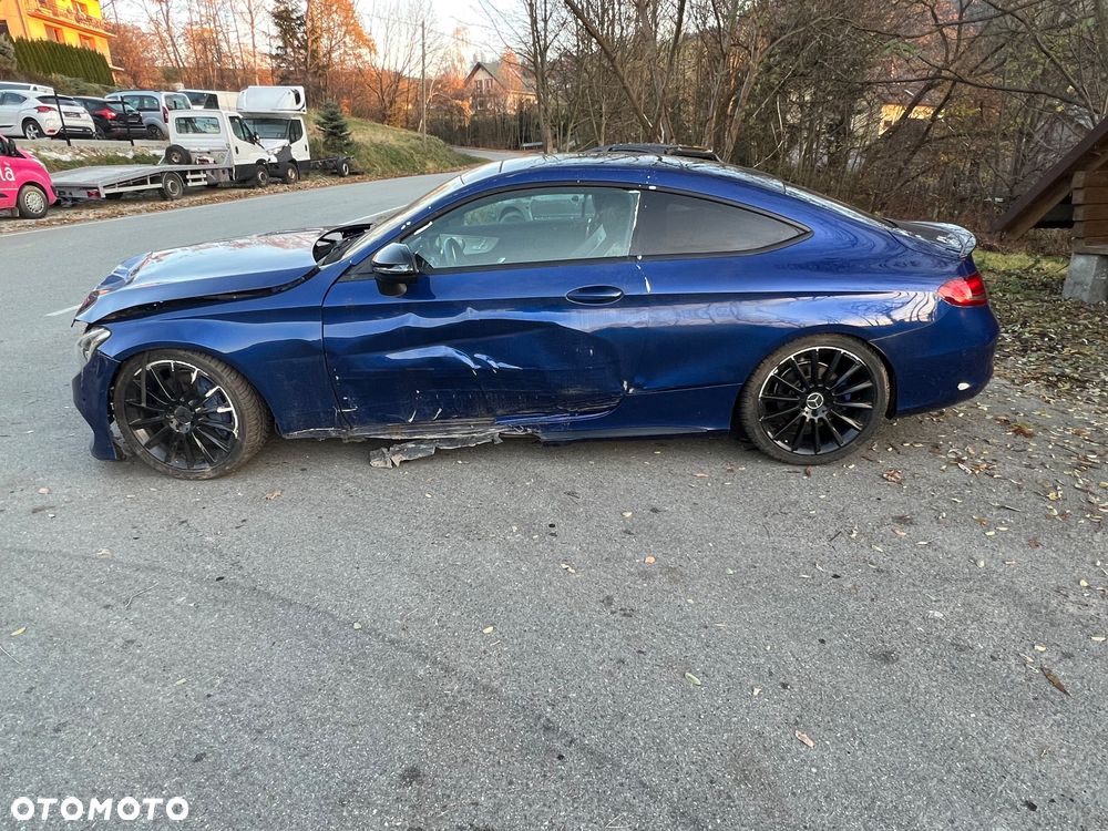 Mercedes-Benz Klasa C 250 d Coupe 9G-TRONIC AMG Line - 6