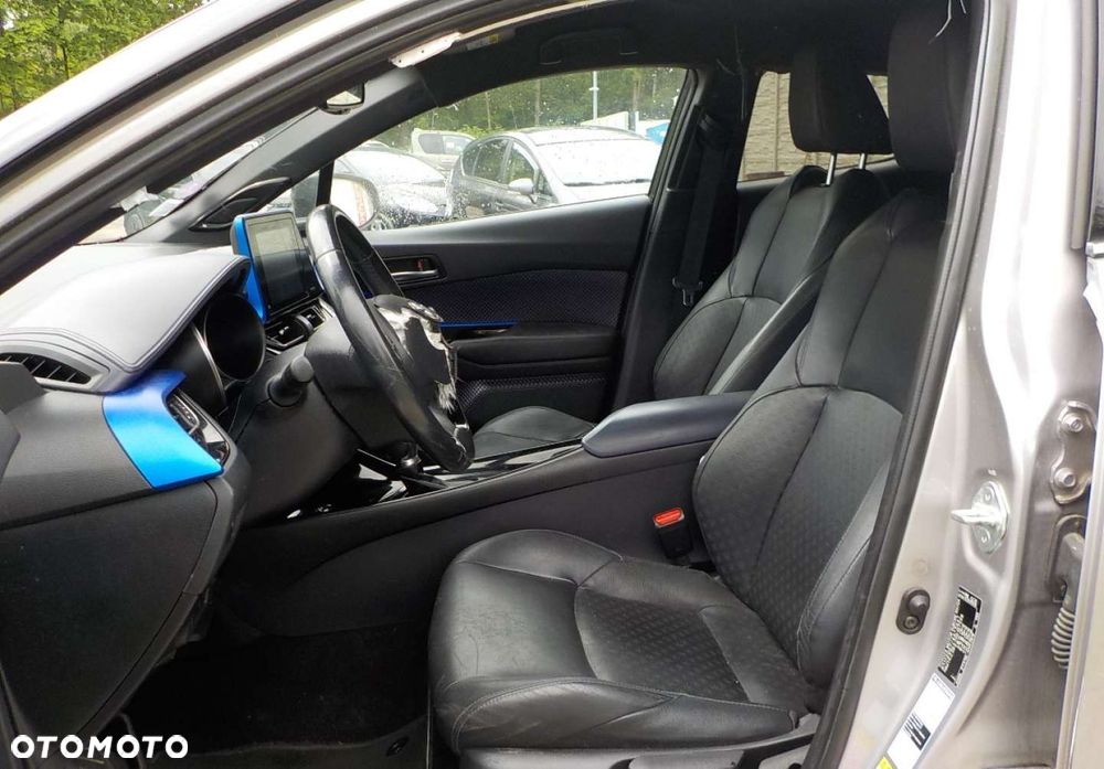 Toyota C-HR - 29