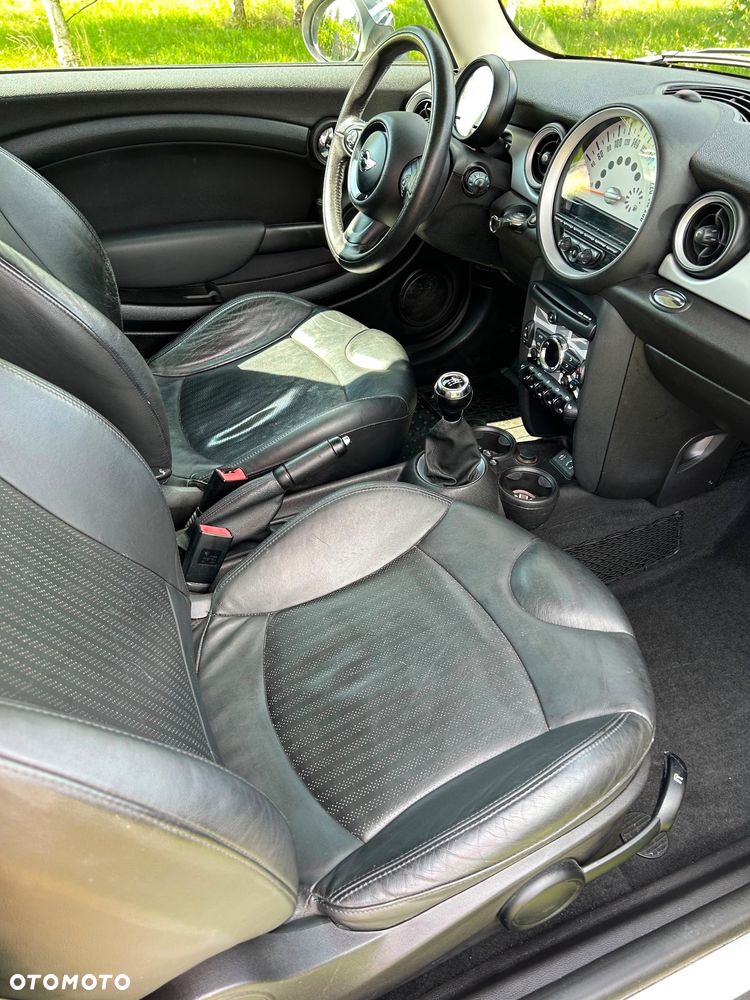MINI Clubman Cooper D - 7