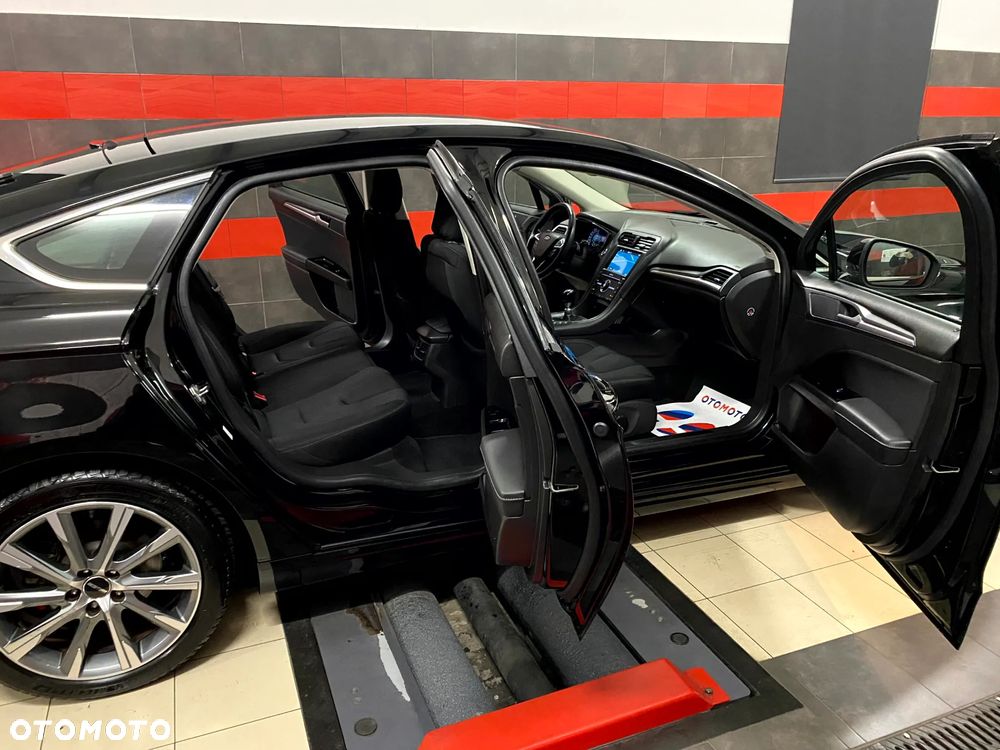 Ford Mondeo 1.5 EcoBoost STart-Stopp Titanium - 24