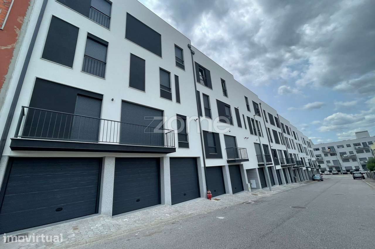 Apartamentos T2 Novos com Garagem Fechada para 2 Carros em Chaves