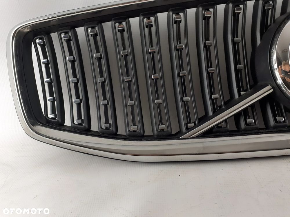 Volvo V60 CC II Grill Atrapa Chłodnicy 22-25r.32291456 - 2