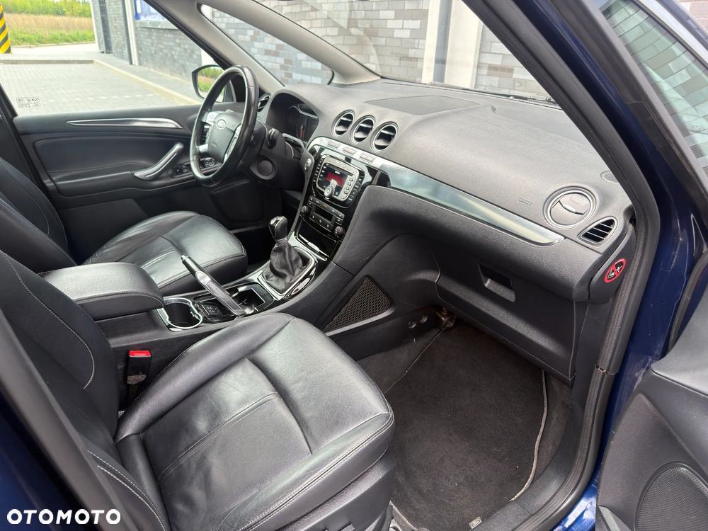 Ford S-Max 2.0 Titanium - 31