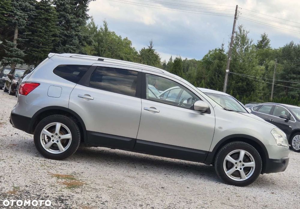 Nissan Qashqai+2 - 5