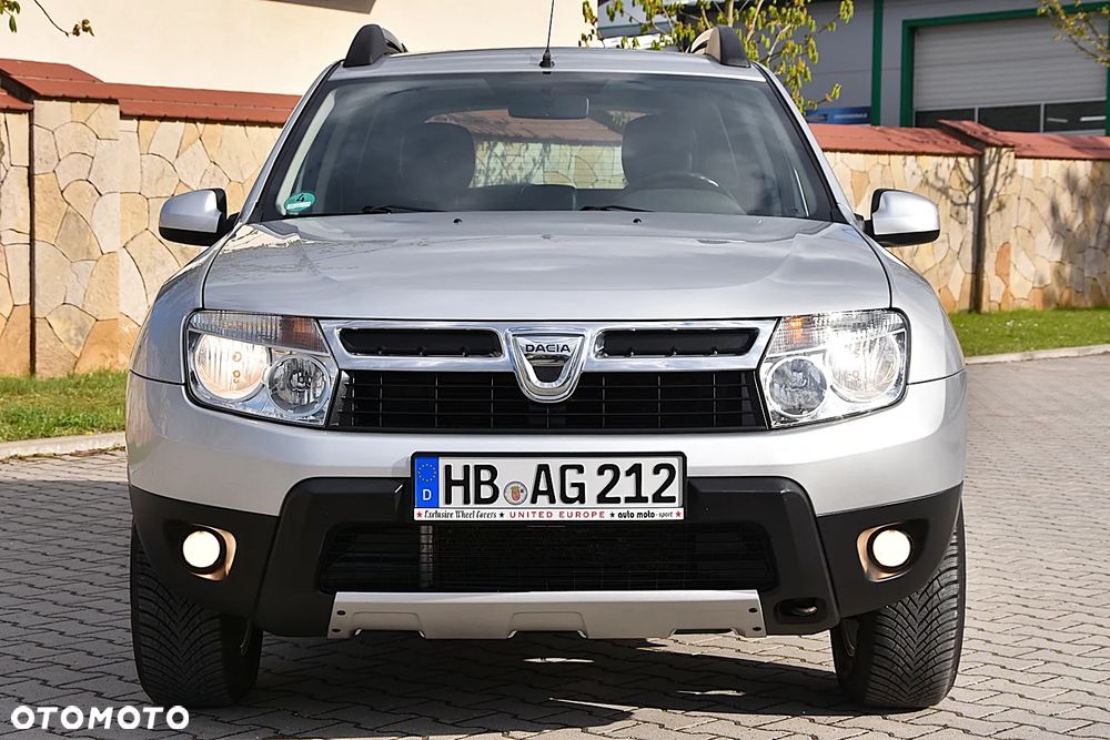 Dacia Duster 1.6 SCe Laureate S&S - 11