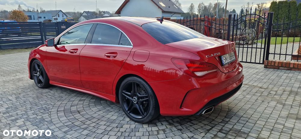 Mercedes-Benz CLA 250 7G-DCT AMG Line - 3