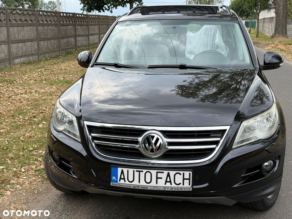 Volkswagen Tiguan - 2