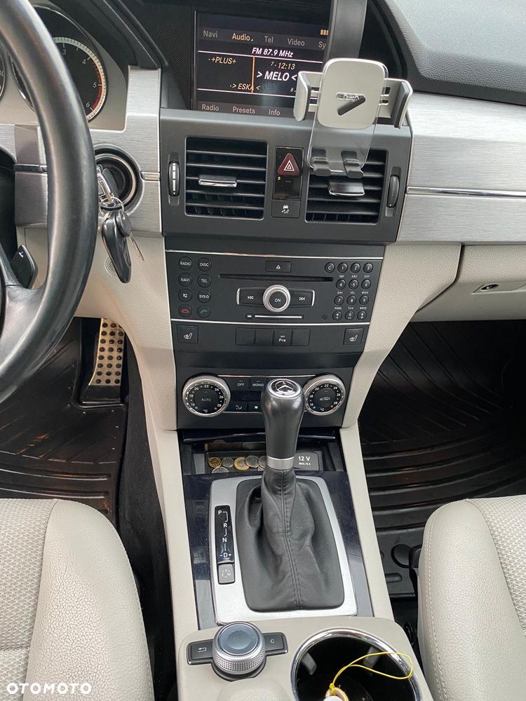 Mercedes-Benz GLK - 12
