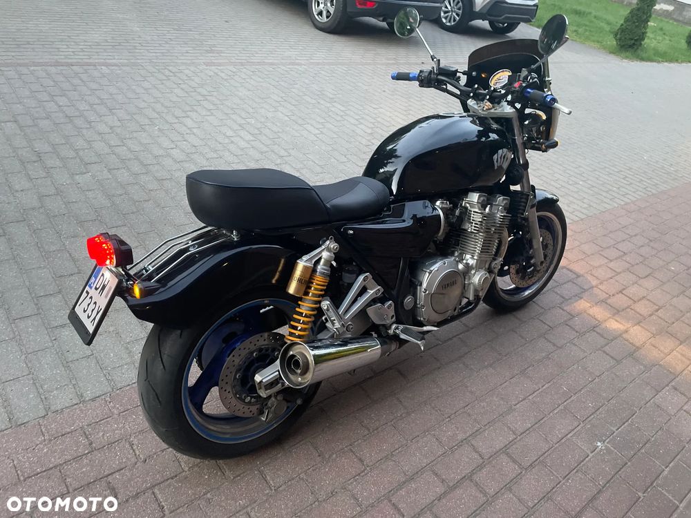 Yamaha XJR - 2