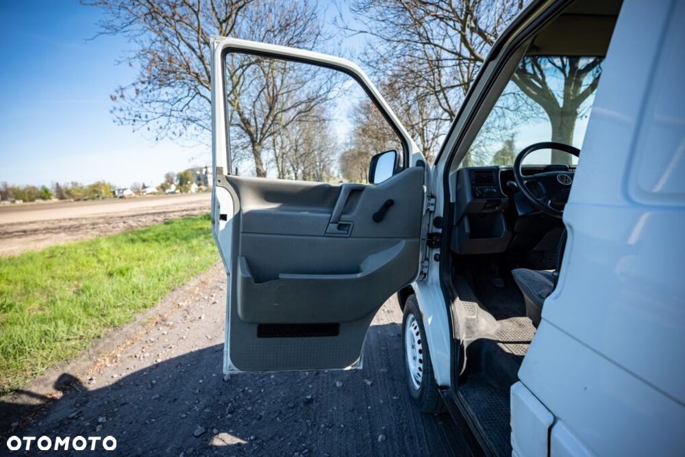 Volkswagen Transporter Standard - 6