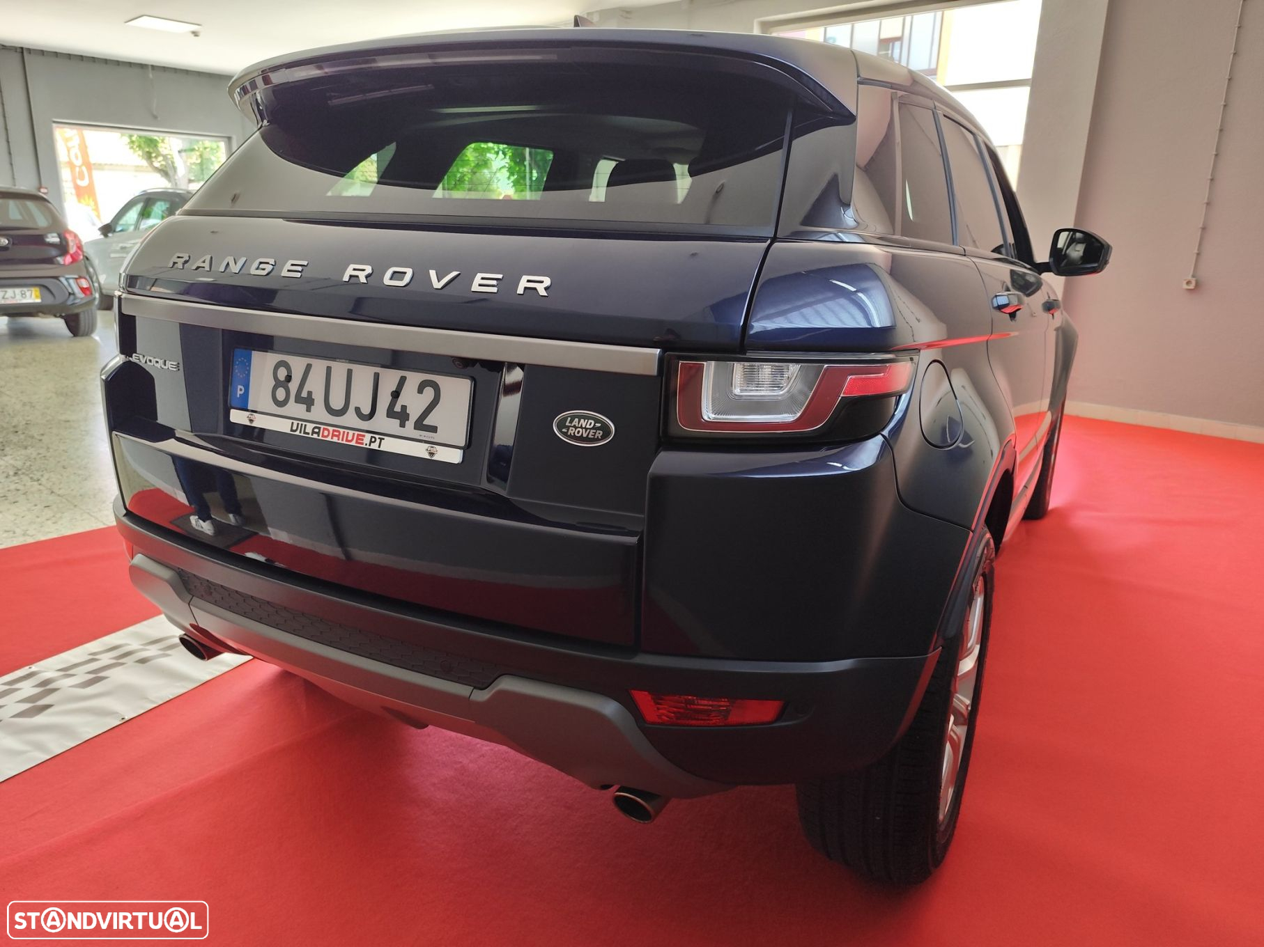 Land Rover Range Rover Evoque 2.0 TD4 SE Dynamic Auto - 4