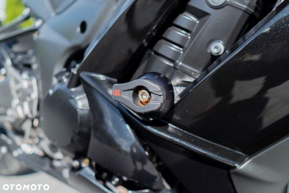 Kawasaki Ninja 1000 SX - 18