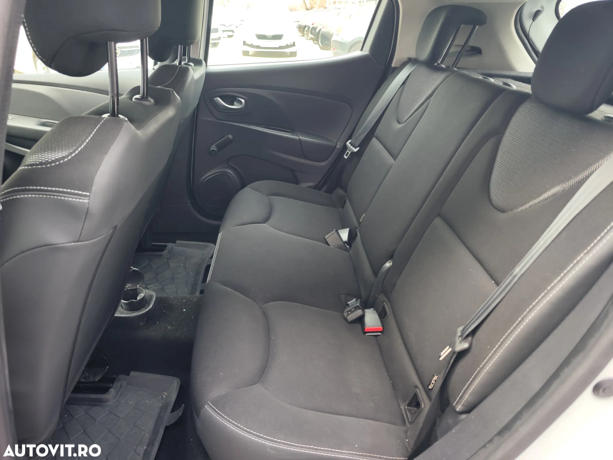 Renault Clio - 12