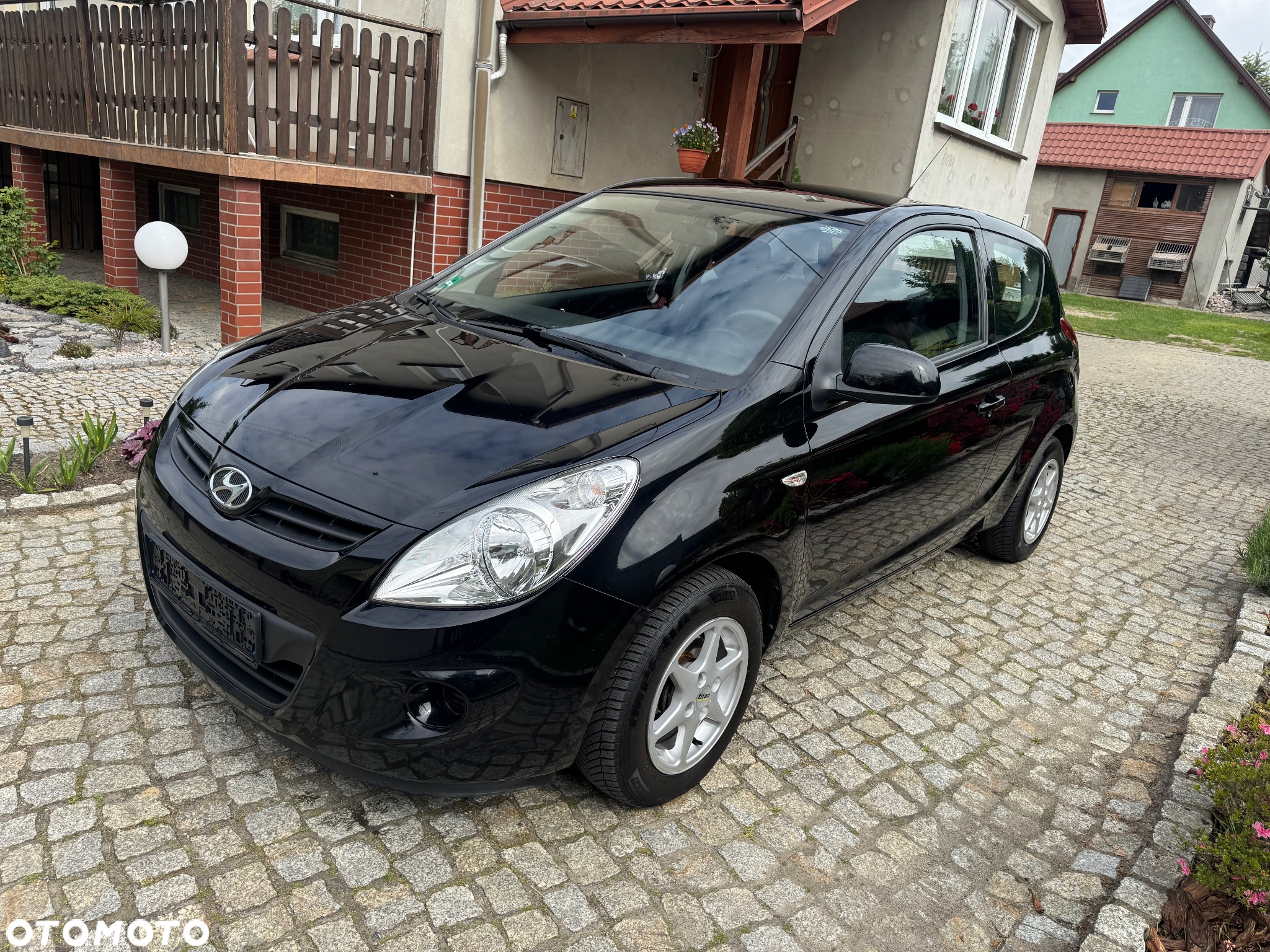 Hyundai i20 1.2 FIFA WM Edition - 14