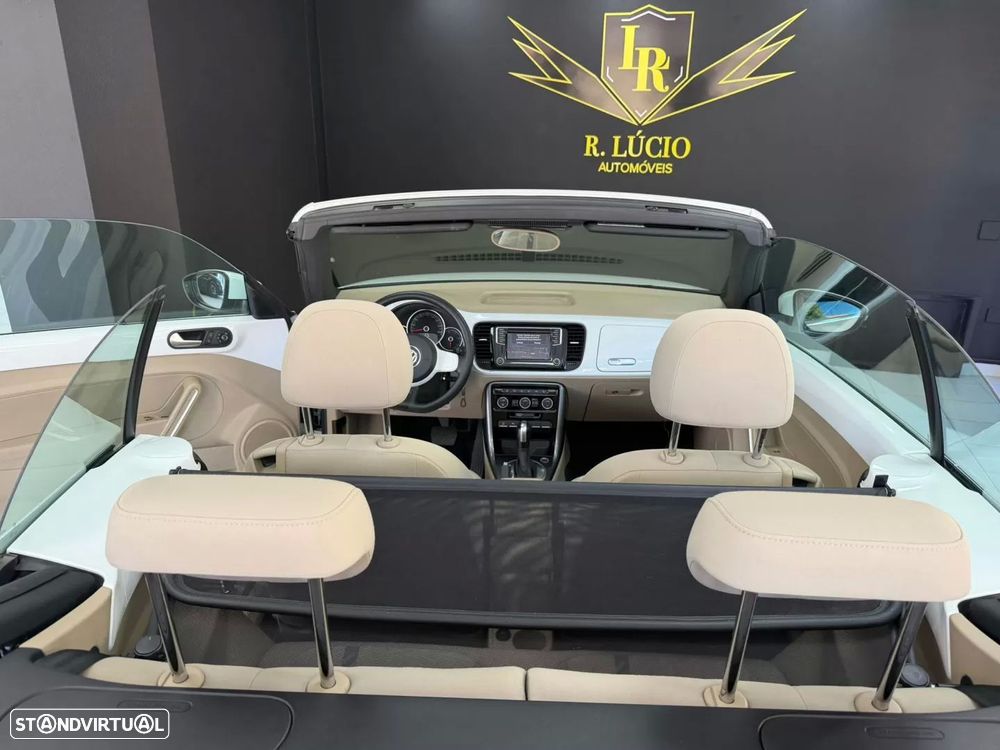 VW New Beetle Cabriolet 1.4 TSI Sport DSG - 18