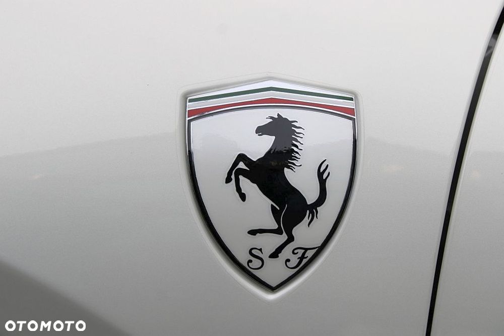 Ferrari 488 Pista - 12