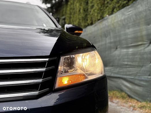 Volkswagen Passat - 7