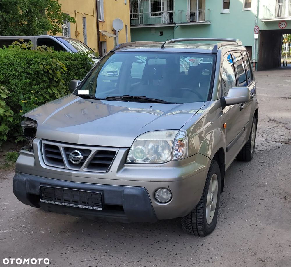 Nissan X-Trail - 4