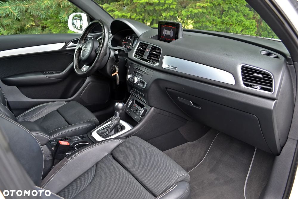 Audi Q3 - 24