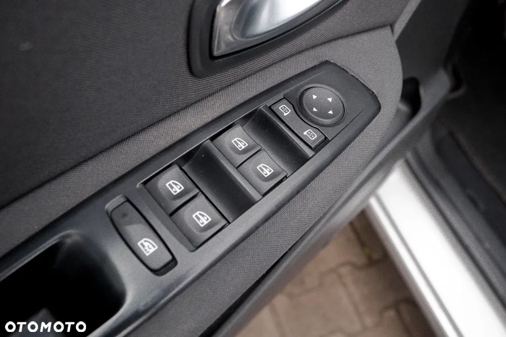 Renault Scenic - 12