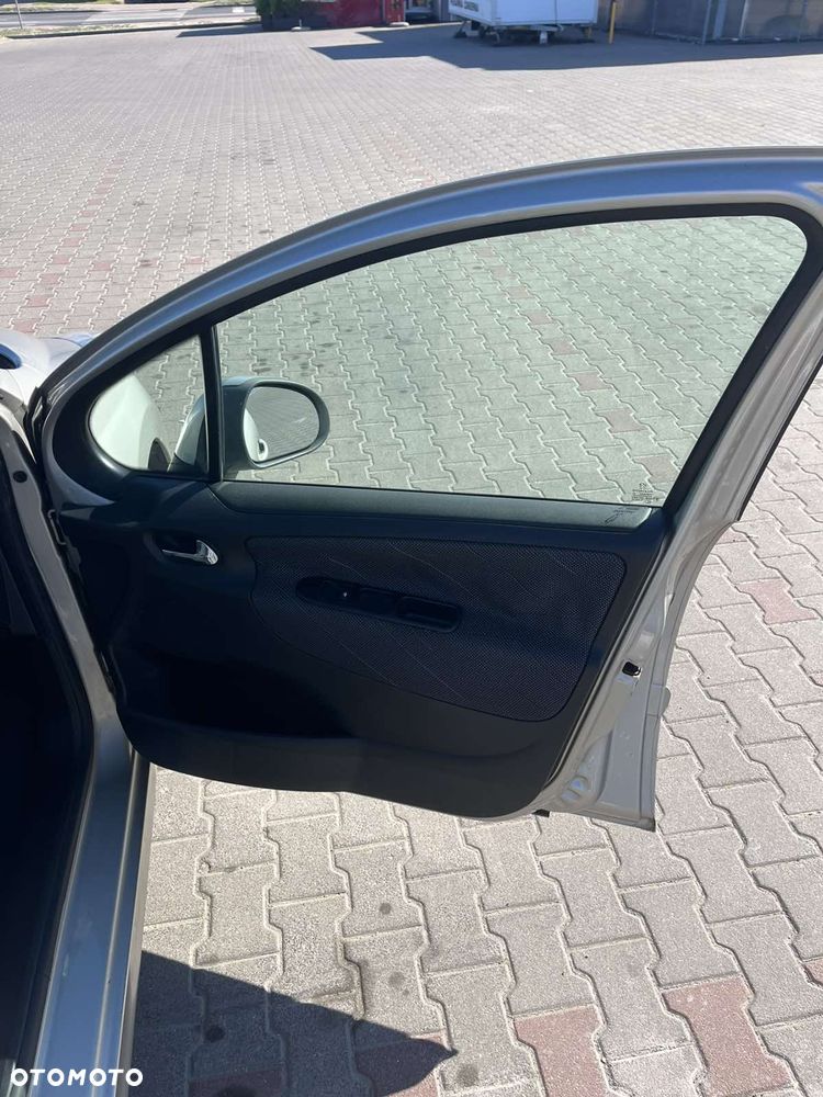 Peugeot 207 1.6 HDi 16V Sporty - 19
