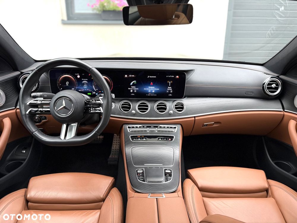 Mercedes-Benz Klasa E - 22