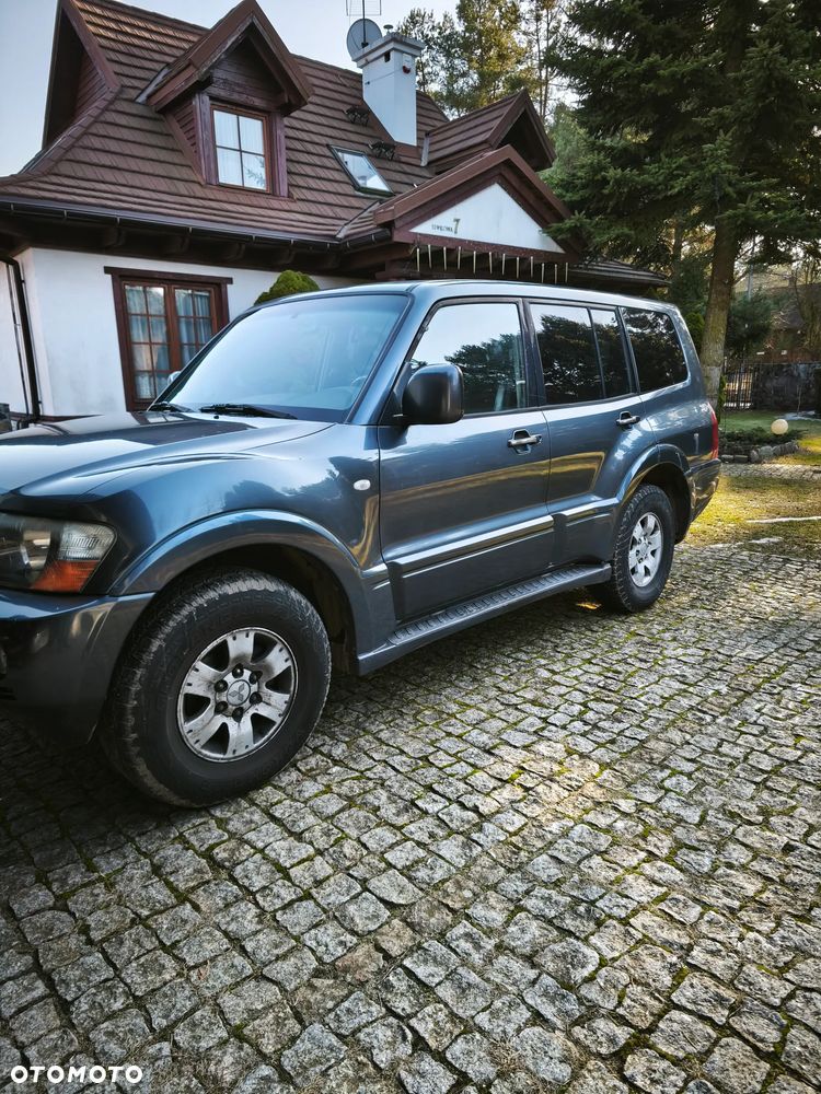 Mitsubishi Pajero 3.2 DID Instyle DAKAR - 4