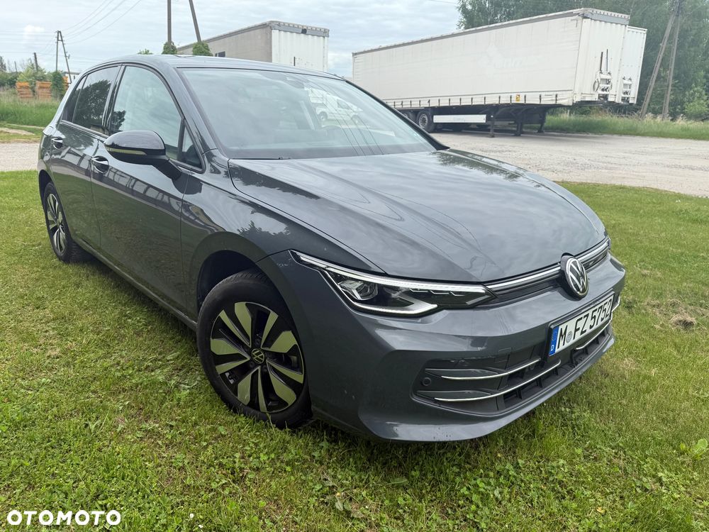 Volkswagen Golf - 3