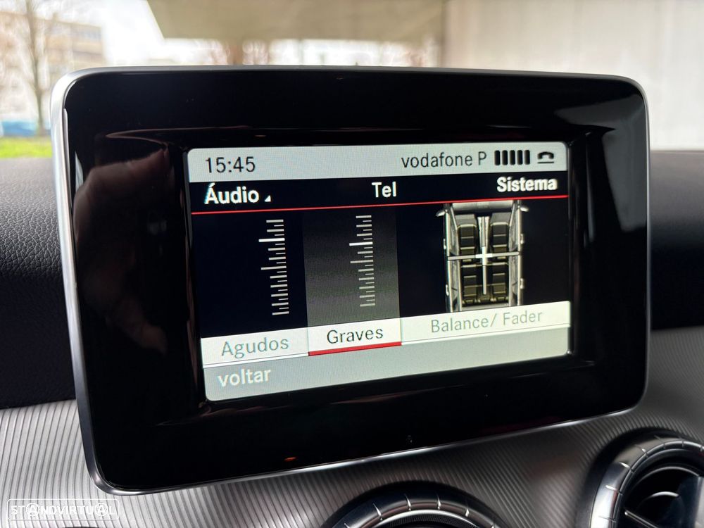 Mercedes-Benz CLA 200 CDI Urban - 16