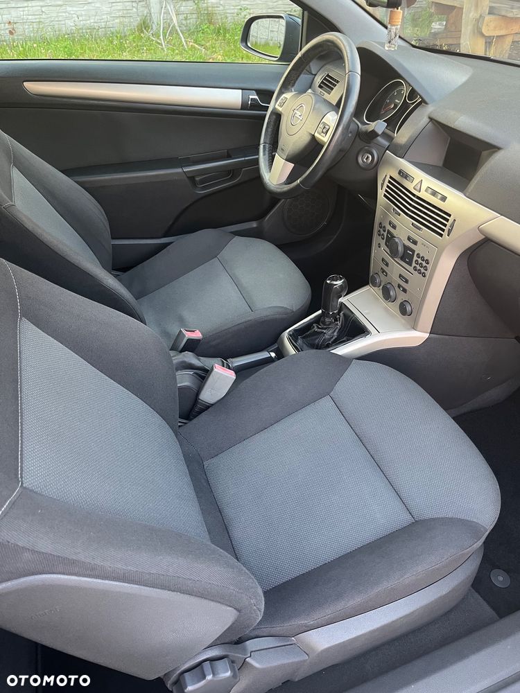 Opel Astra 1.3 CDTI Sport - 25