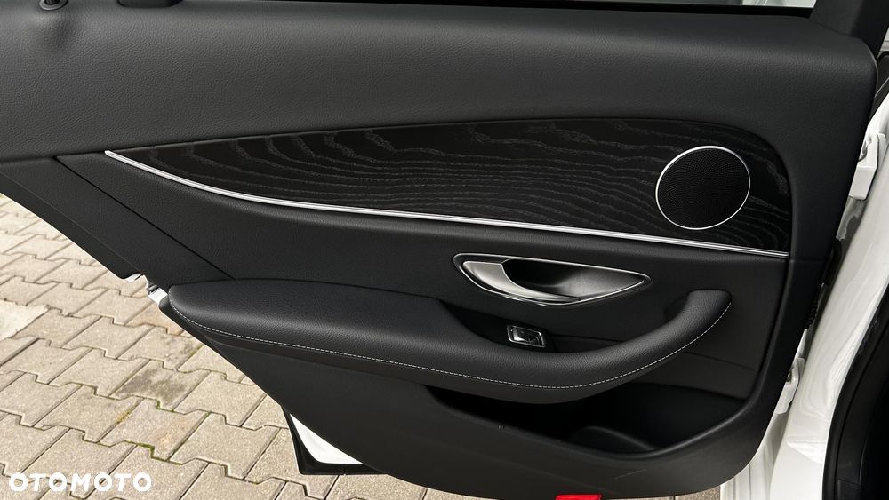 Mercedes-Benz Klasa E - 20