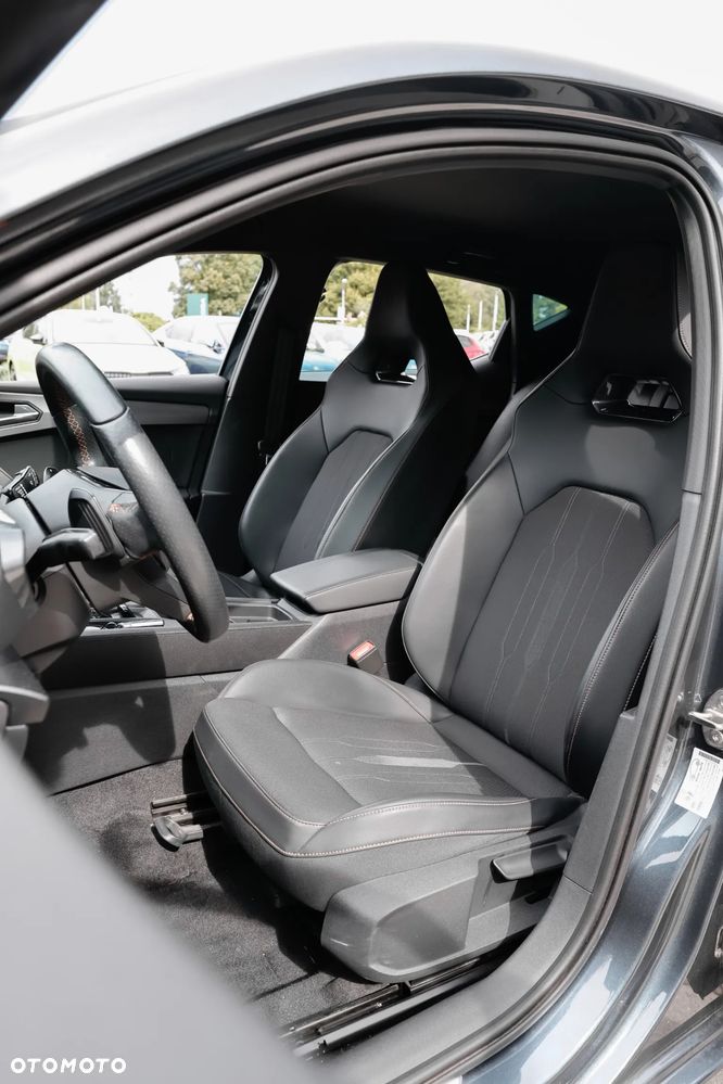 Cupra Leon 2.0 TSI DSG VZ - 10