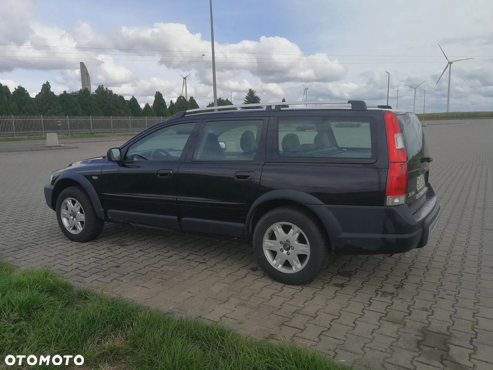 Volvo XC 70 AWD Momentum - 3