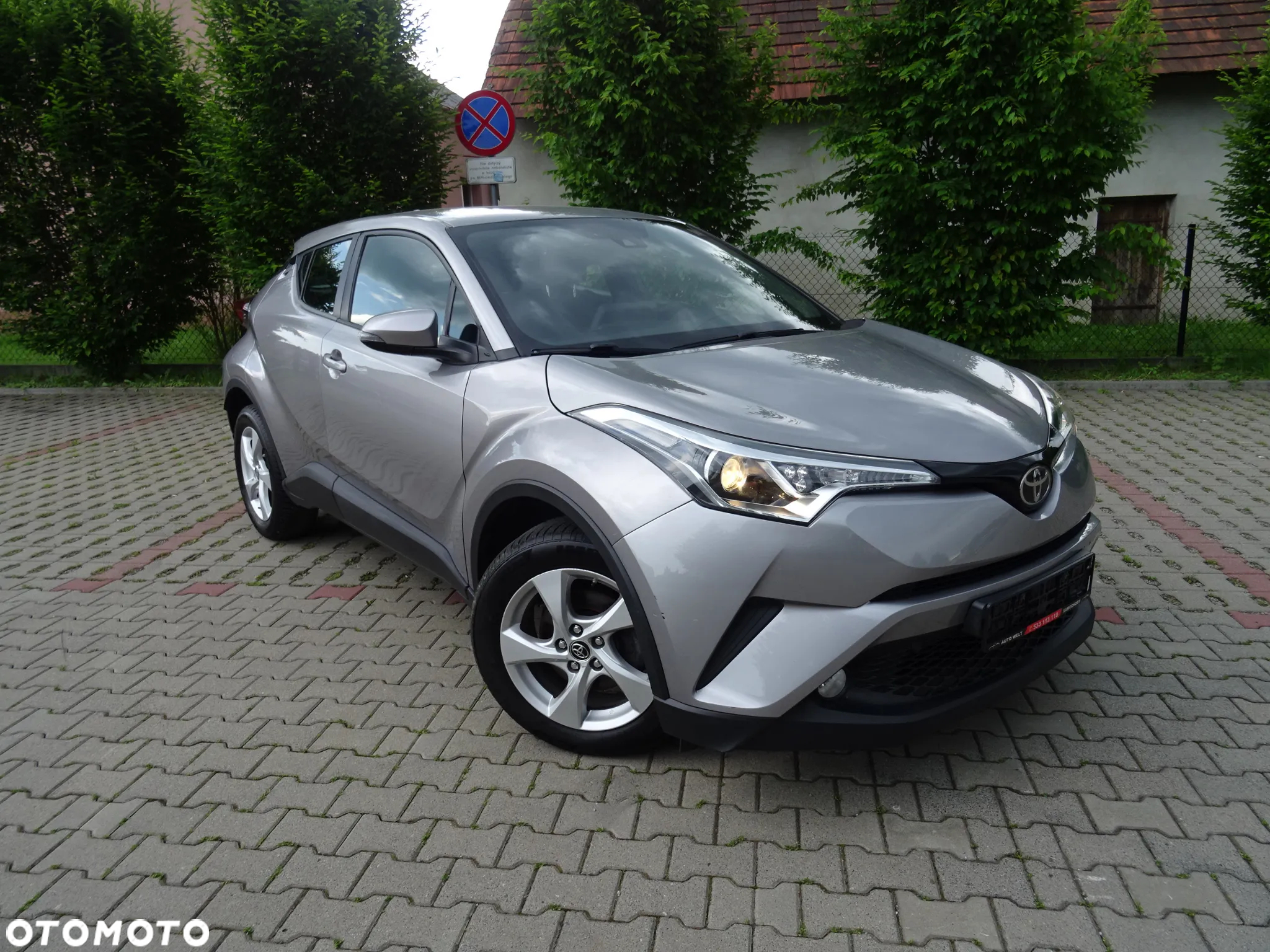 Toyota C-HR 1.2 T Premium - 2