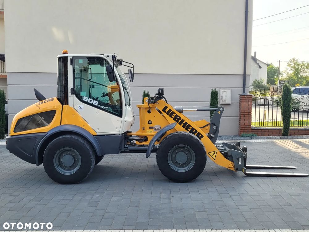 Liebherr L 506C / łyżka otwierana + widły / 1300h / model 2019 / - 14