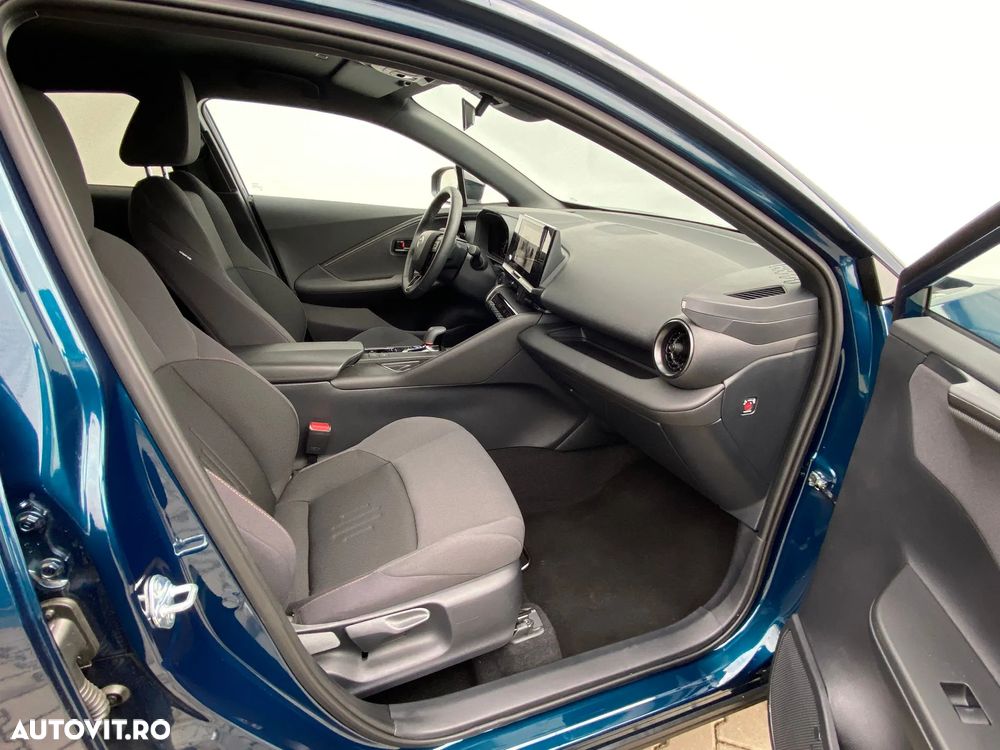 Toyota C-HR 2.0 HEV 197 CP 4x2 CVT Dynamic - 5